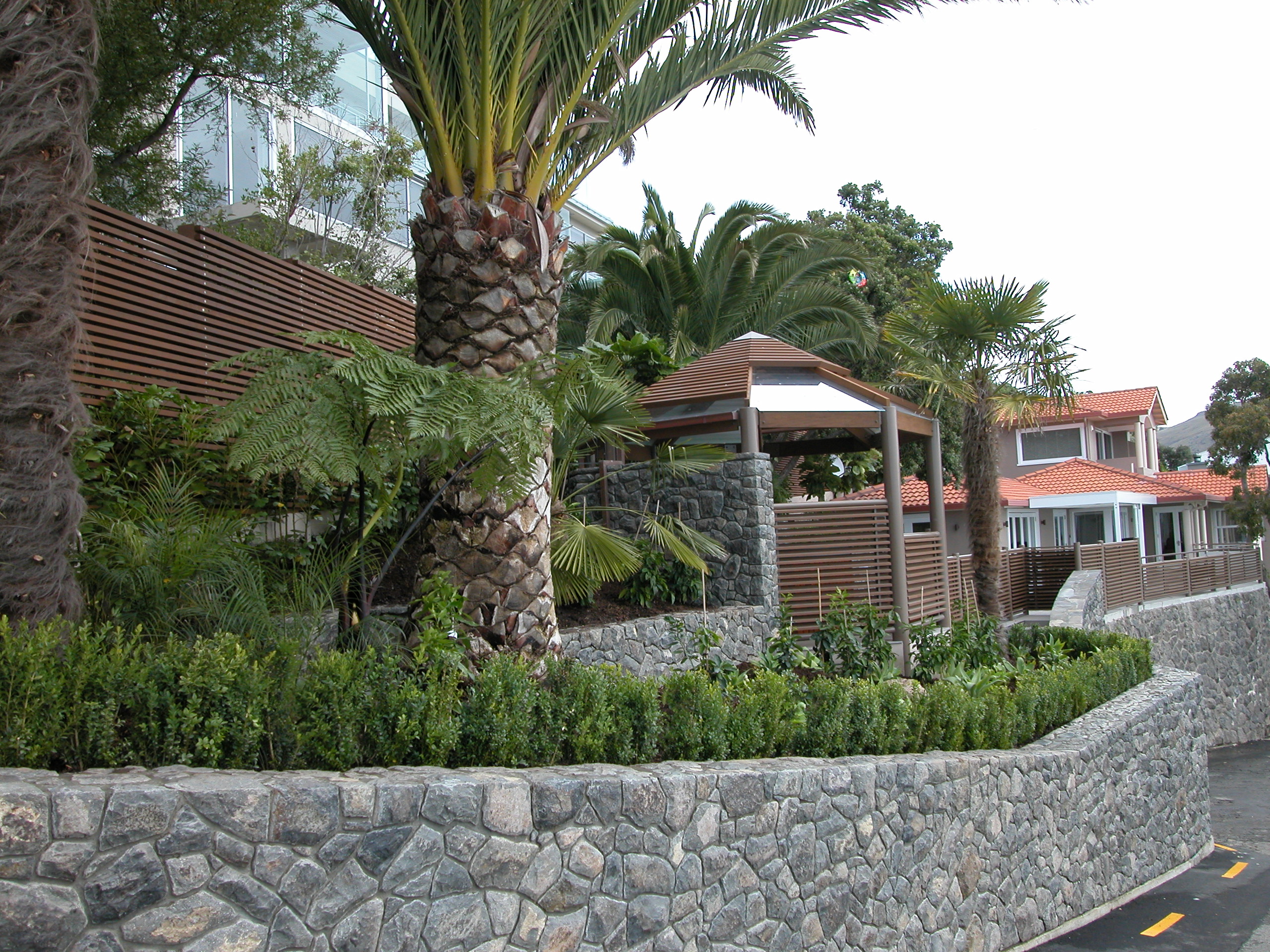 
              website_seaside_cliffedge_3            